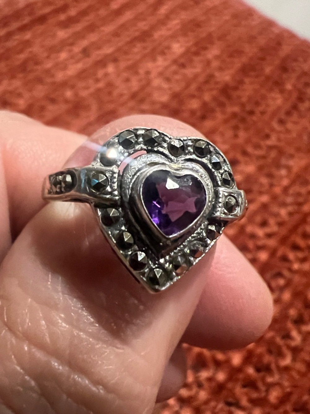 Vintage Heart-Shaped Amethyst Crystal Sterling Silver Ring - Purple